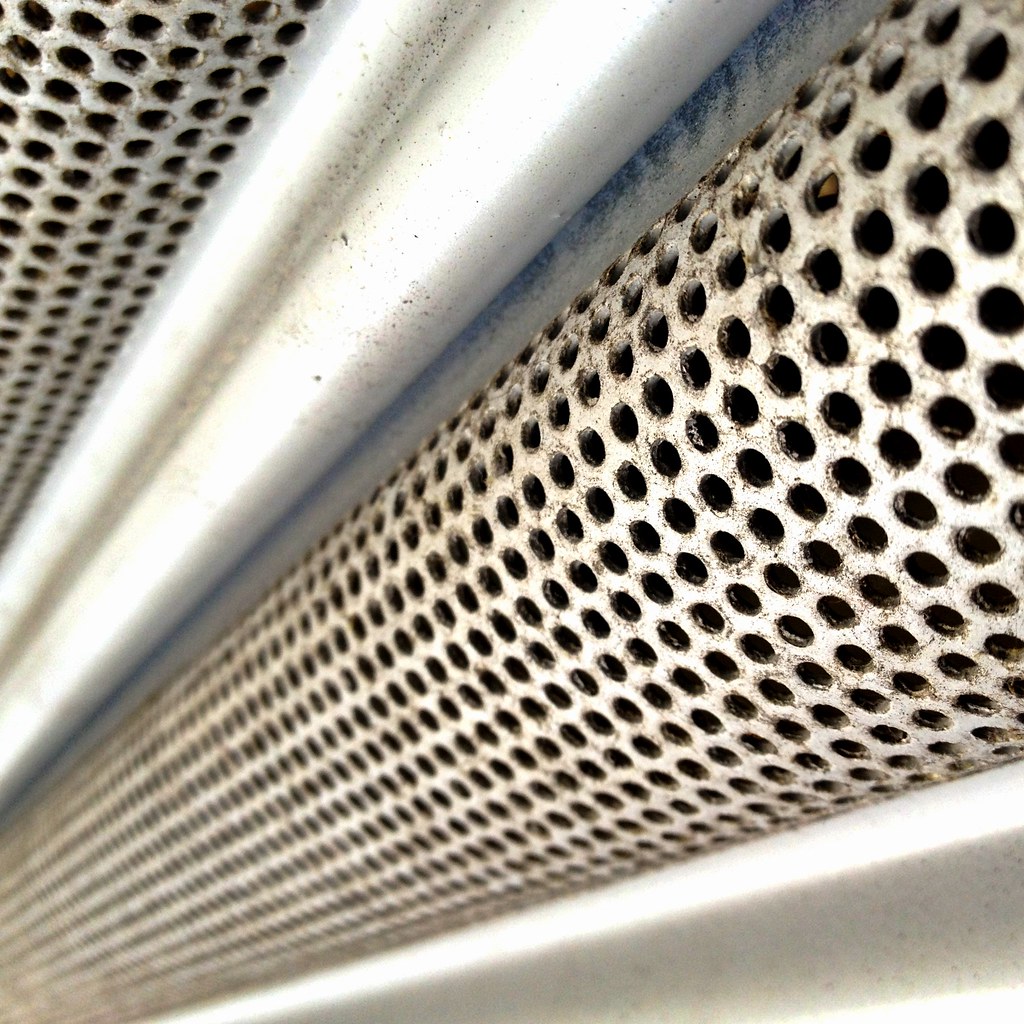 sửa cửa cuốn tiệm vàng